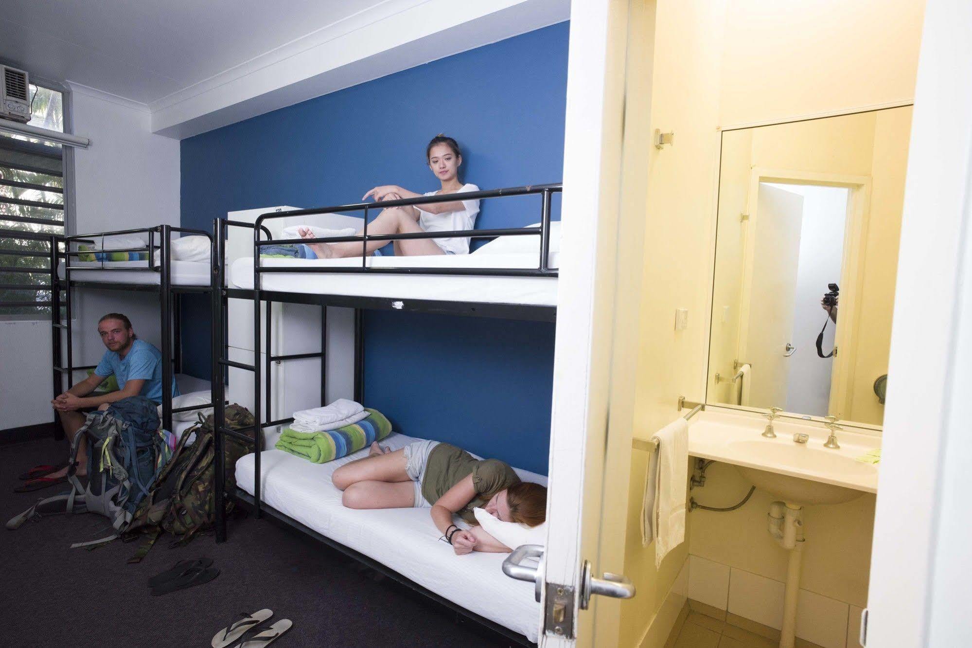 Melaleuca On Mitchell - Darwin Yha Hostel Екстериор снимка